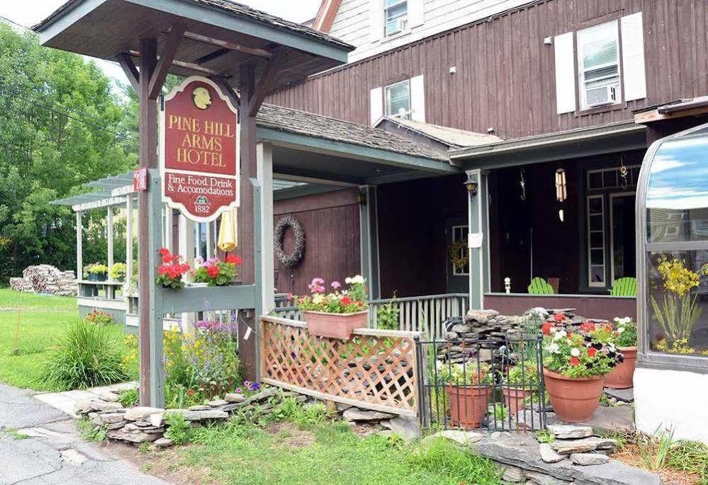 Pine Hill Arms Hotel Экстерьер фото