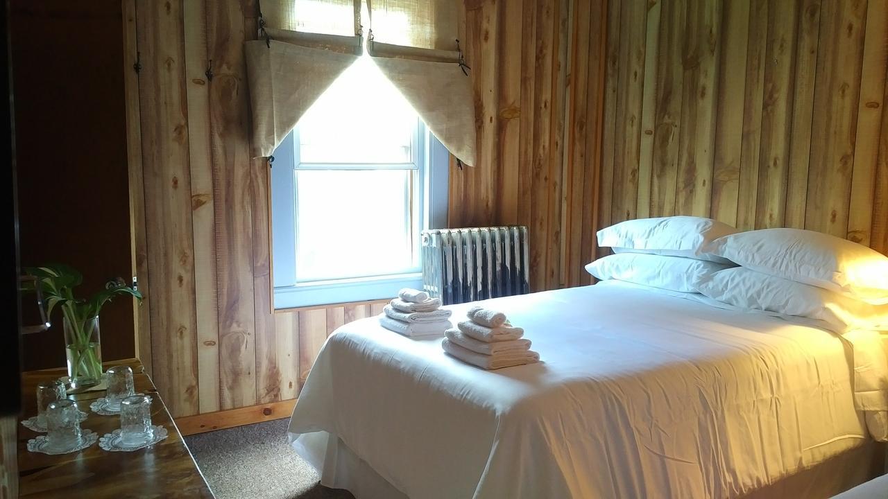 Pine Hill Arms Hotel Экстерьер фото